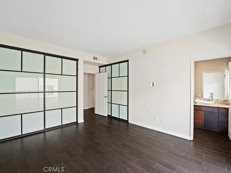 4313 Van Nuys Blvd #203 — Photo 28