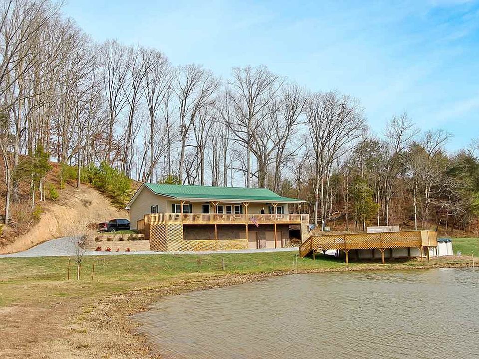 1st image of 128 Emerald Way