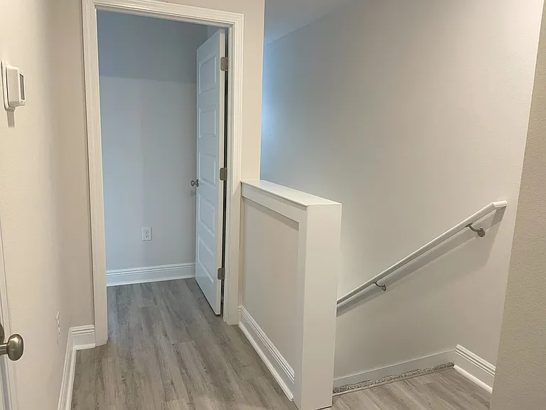 9815 Fowler Ave — Photo 18