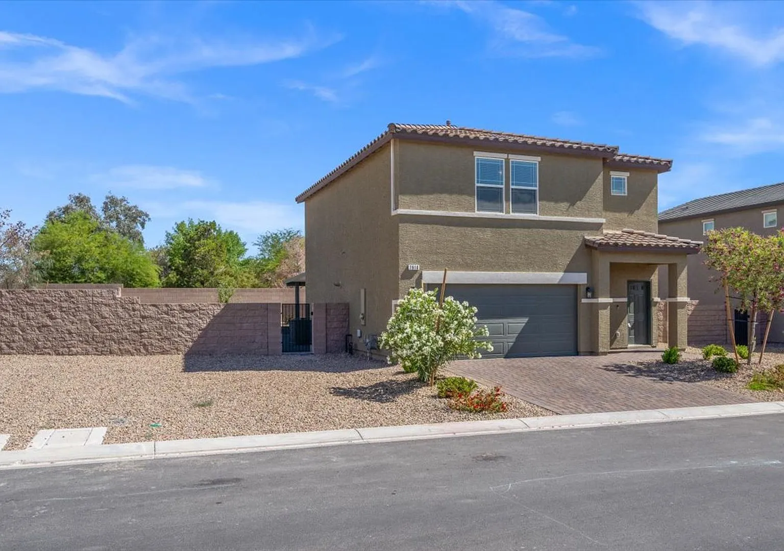 Fabulous Highly Upgraded Home! — Photo 3