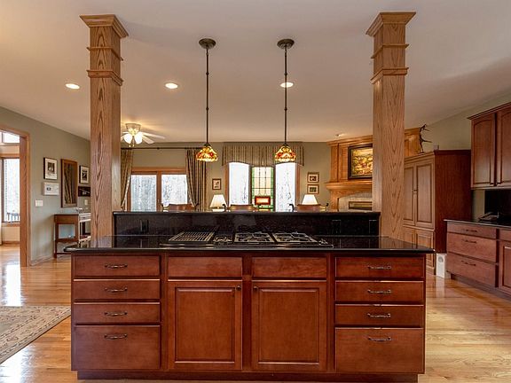 5th image of 5499 N Meadow Ct