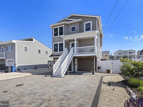 41 Harry Dr, Manahawkin, NJ 08050
