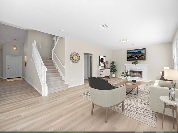 2nd image of 8133 Luling Ln