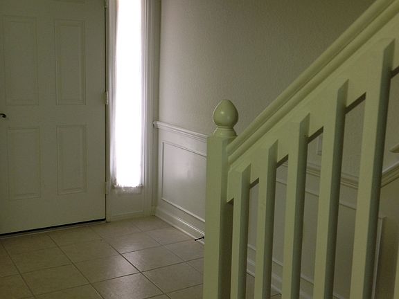Front Door/Foyer to Upstairs