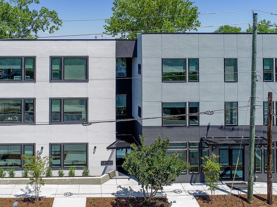 1st image of 919 Castle St #101