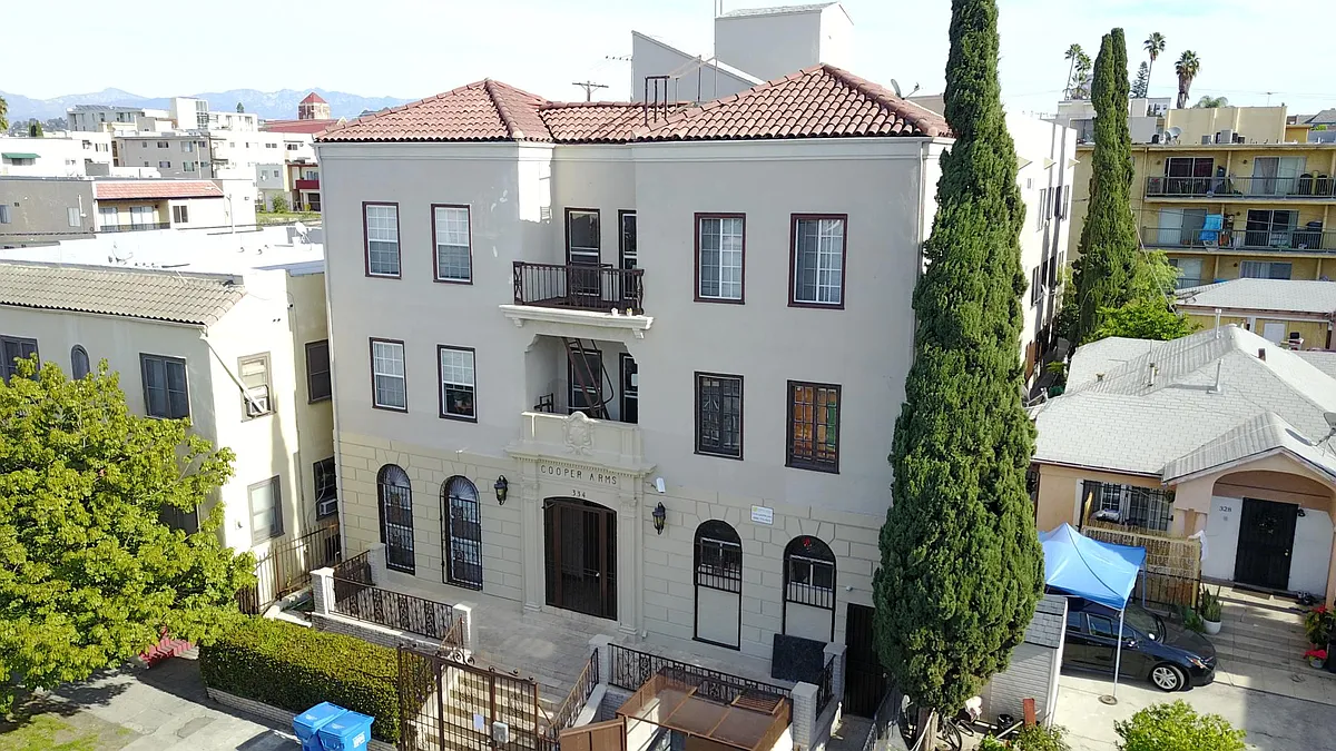 Building Photo - Heliotrope Drive Apartments
