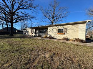 895 Marion Anderson Rd, Hot Springs, AR 71913