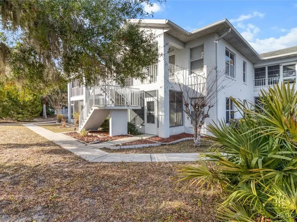 919 SE Mayo Dr, Crystal River, FL 34429