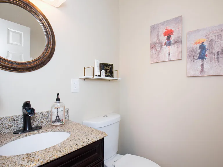 1315 Lake Point Dr — Photo 23