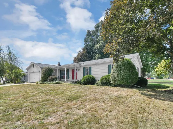 1345 Sherwood Downs Rd W, Newark, OH 43055