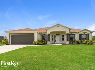 2472 NW 8th Ter, Cape Coral, FL 33993