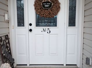 5 Newport Ct, Saint Peters, MO 63376