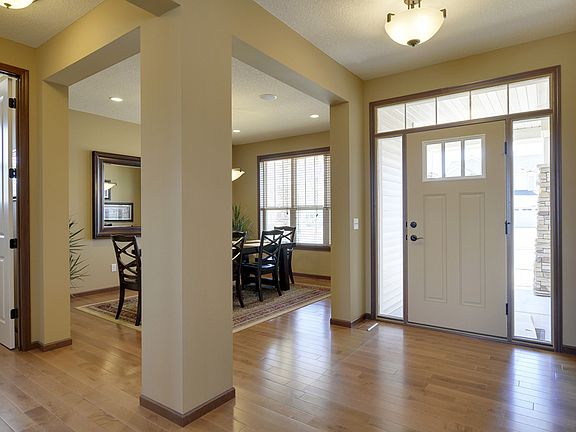 5th image of 1937 River Bluff Ct