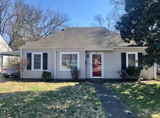 2708 Alanmede Rd, Louisville, KY 40205
