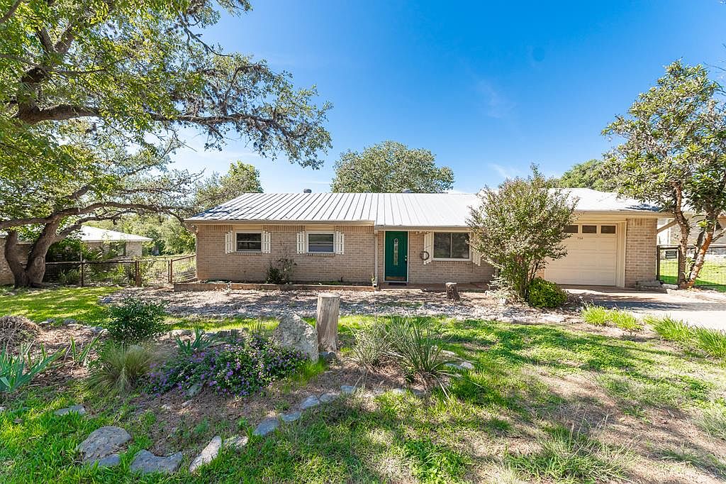 710 5th St, Comfort, TX 78013 Zillow