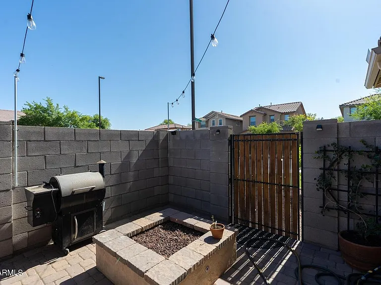 2884 S Hansen Dr — Photo 21