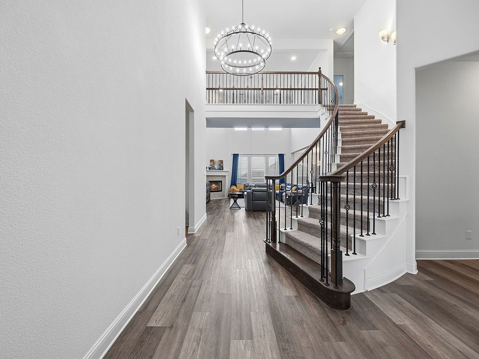 1st image of 418 Old Scree Way