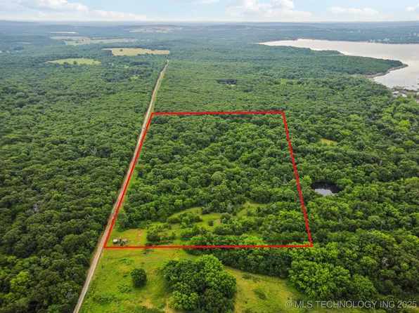 Banyan Rd, Okmulgee, OK 74447