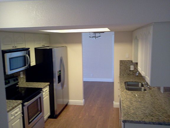 2nd image of 950 Nw 48th Place