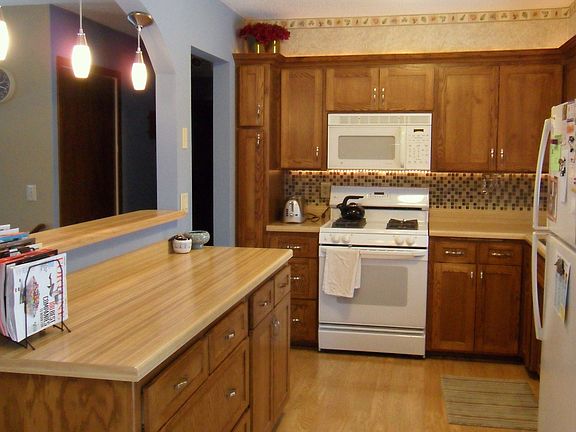 Kitchen with new cabinets