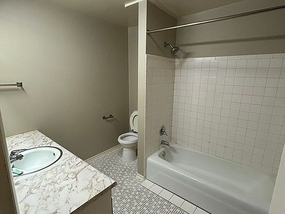 5th image of 3245 Saric Ct APT 2G