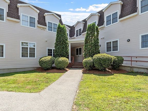 3rd image of 46 Ashford St Unit 9