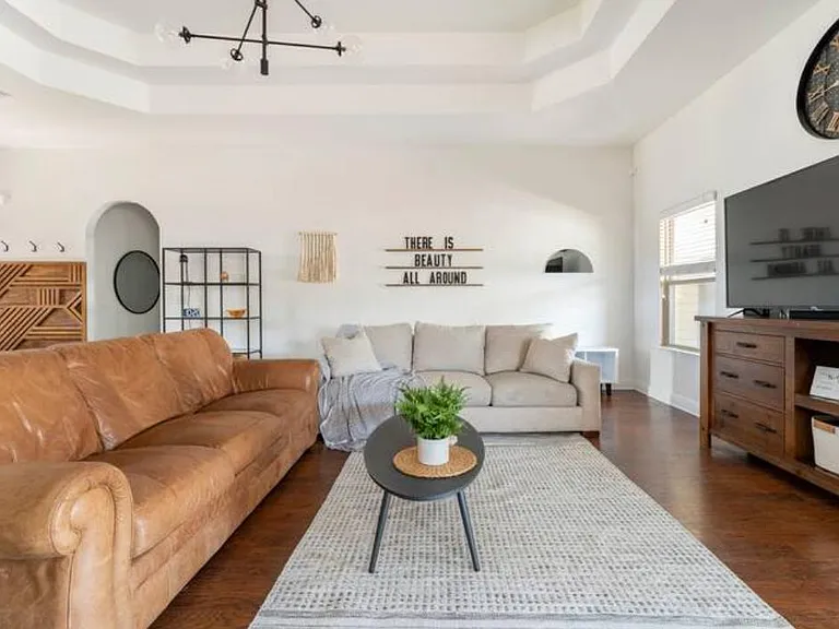 8734 Bradfield Dr — Photo 18