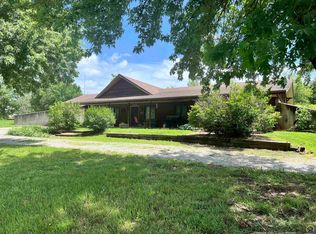 11980 T Rd, Hoyt, KS 66440