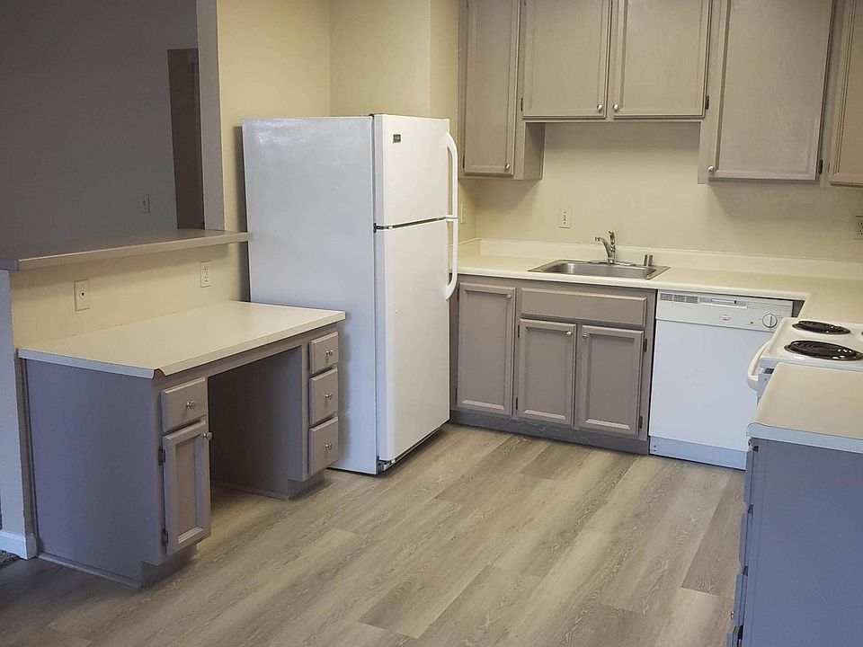 1st image of 4839 Vir Mar St APT 9