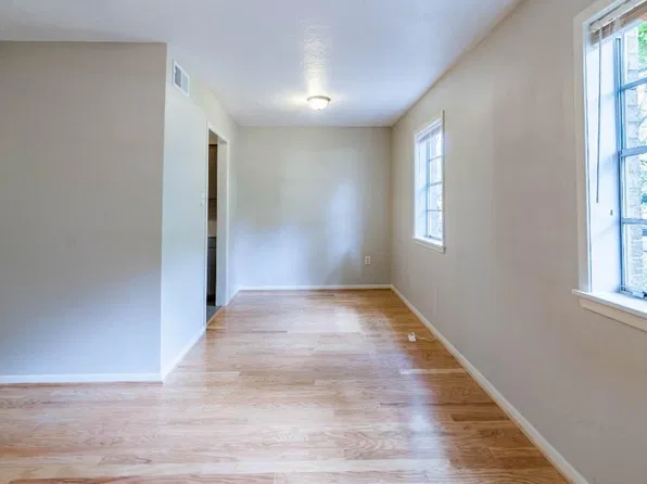 1015 Washington St, Brenham, TX 77833