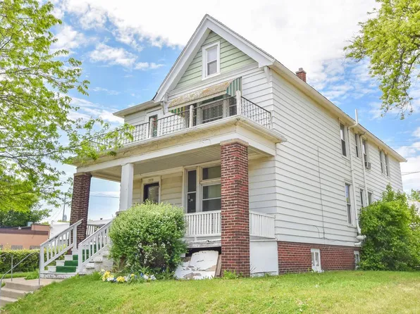 3935 N Palmer STREET, Milwaukee, WI 53212