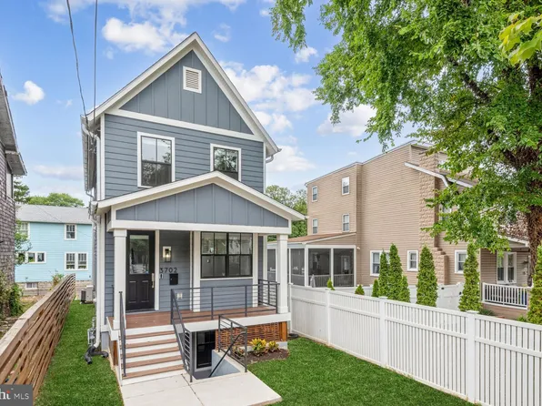 3702 22nd St NE, Washington, DC 20018