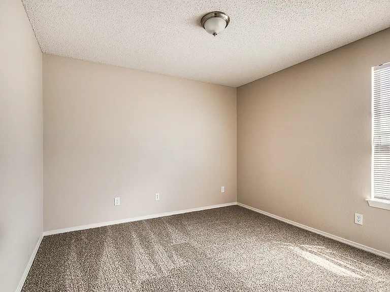 14240 Gil Reyes Dr — Photo 20