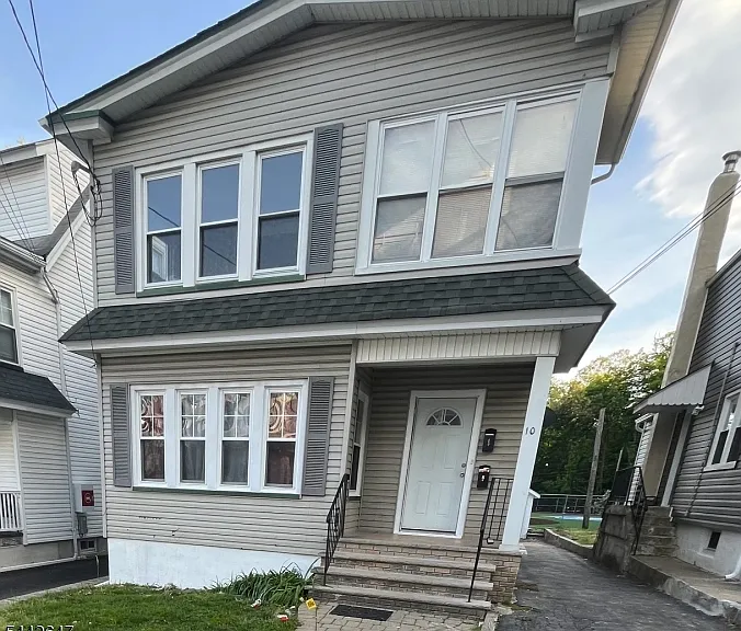 10 Glennon Pl — Photo 1