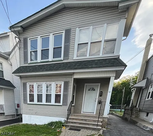 10 Glennon Pl Photo 1