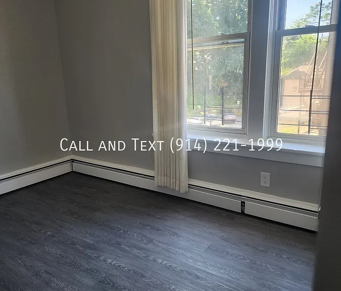 22 Upper Croton Ave — Photo 2