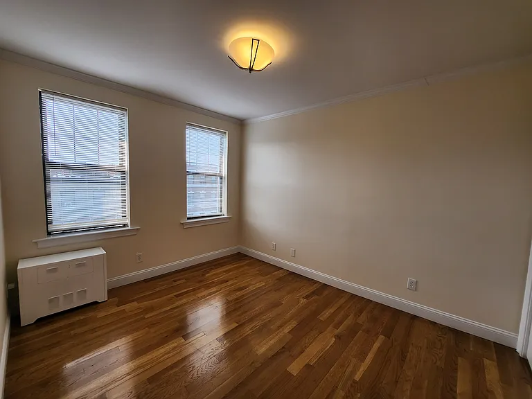 31 Peterborough Street — Photo 22