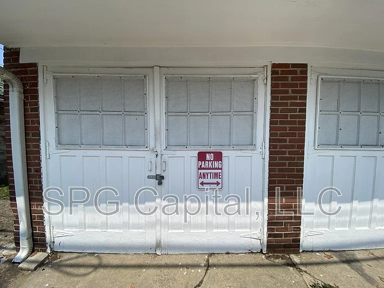 2015 Market St #6 — Photo 8