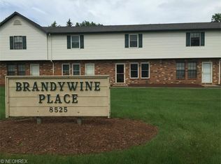 8525 Olde Eight Rd, Northfield, OH 44067