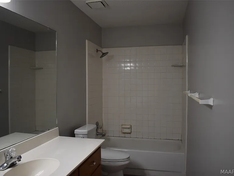 3001 Sutton Dr — Photo 12