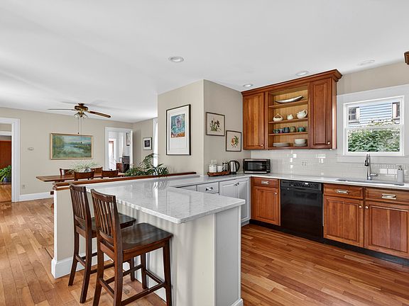 5th image of 49 Talbot Avenue
