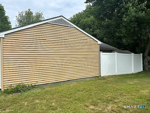 32 Meryl Ct — Photo 17