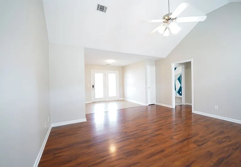 134 Mustang Dr — Photo 27