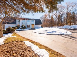 2808 Merrihills Dr SW, Rochester, MN 55902