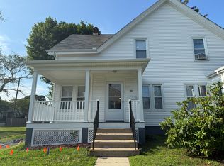 39 North St, Warwick, RI 02886