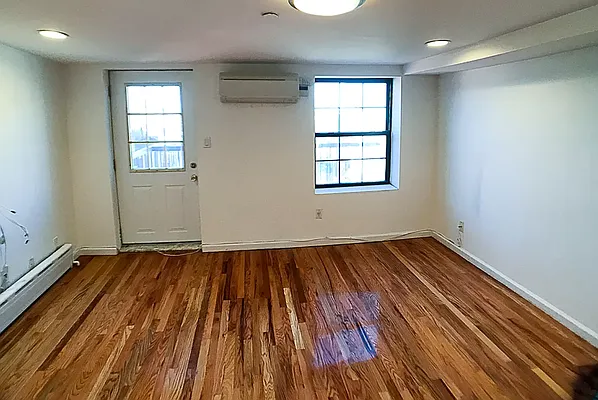 Rented by Silver Line Realty Group NY LLC | media 7