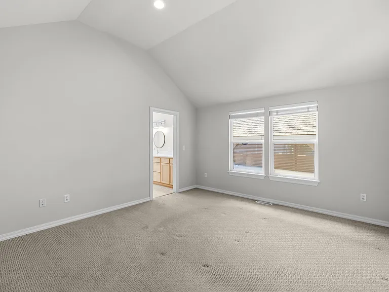 8829 NE 178th St — Photo 21