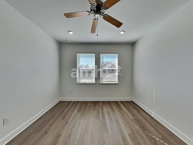 16438 Cheyanne Ct — Photo 8