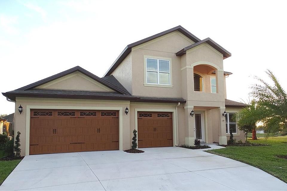 1st image of 132 Hammock Oak Cir