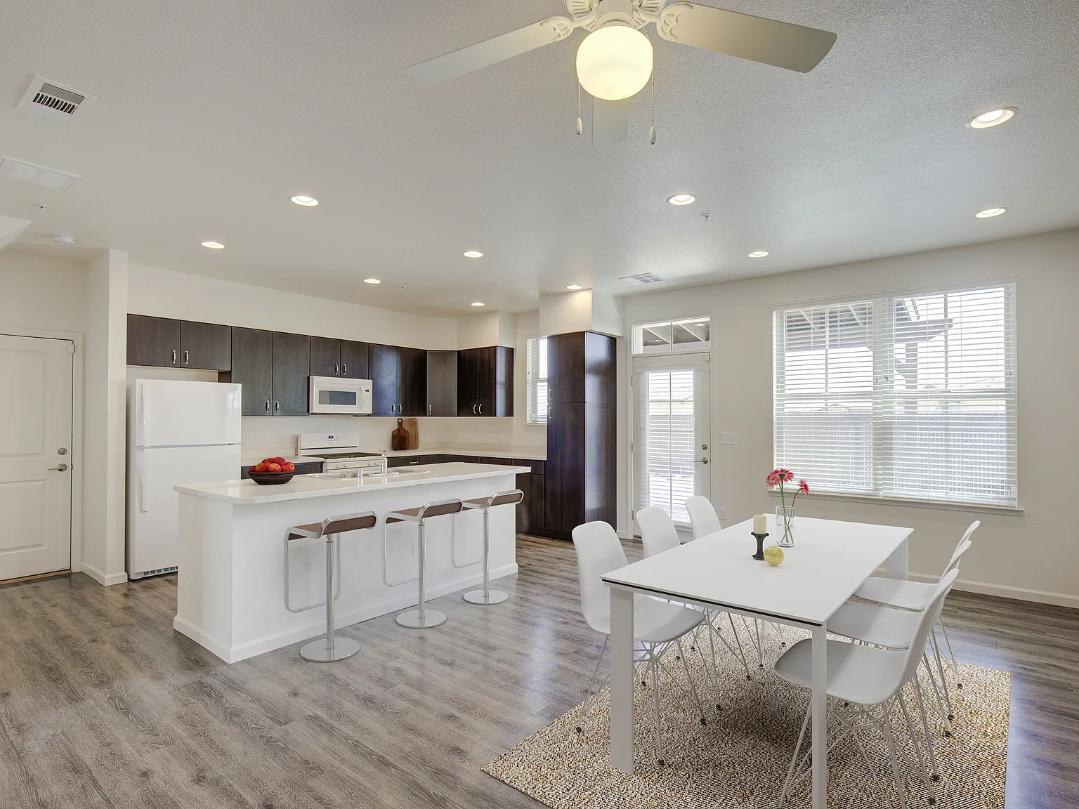 Desert Winds - Military Housing — Photo 3